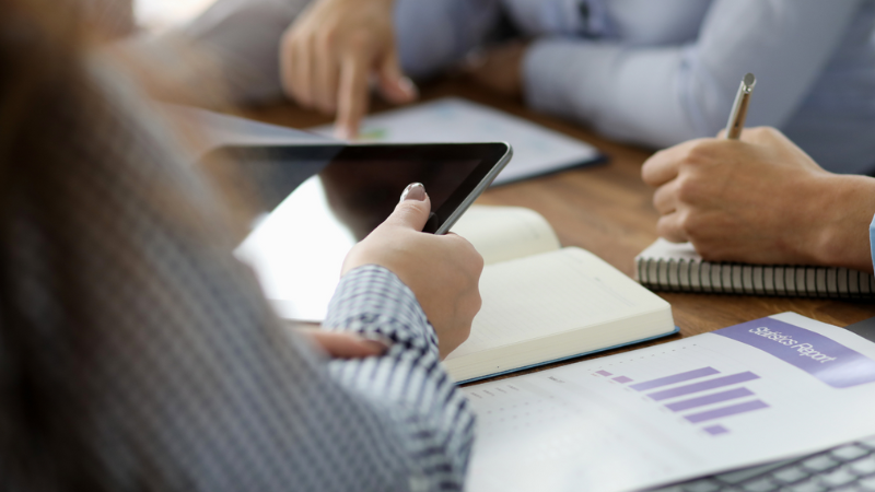 Blog Bloomberg Law New FINRA Guidance Reflects Focus on OffChannel Communications
